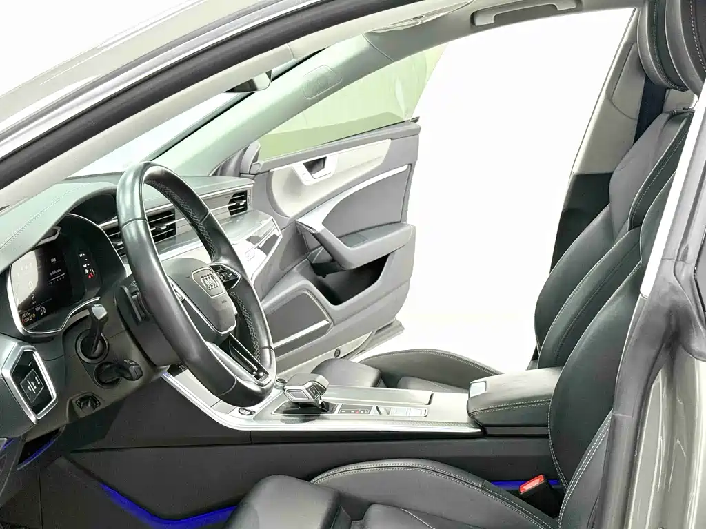 Audi A7 2023 45 TFSI Premium Selection