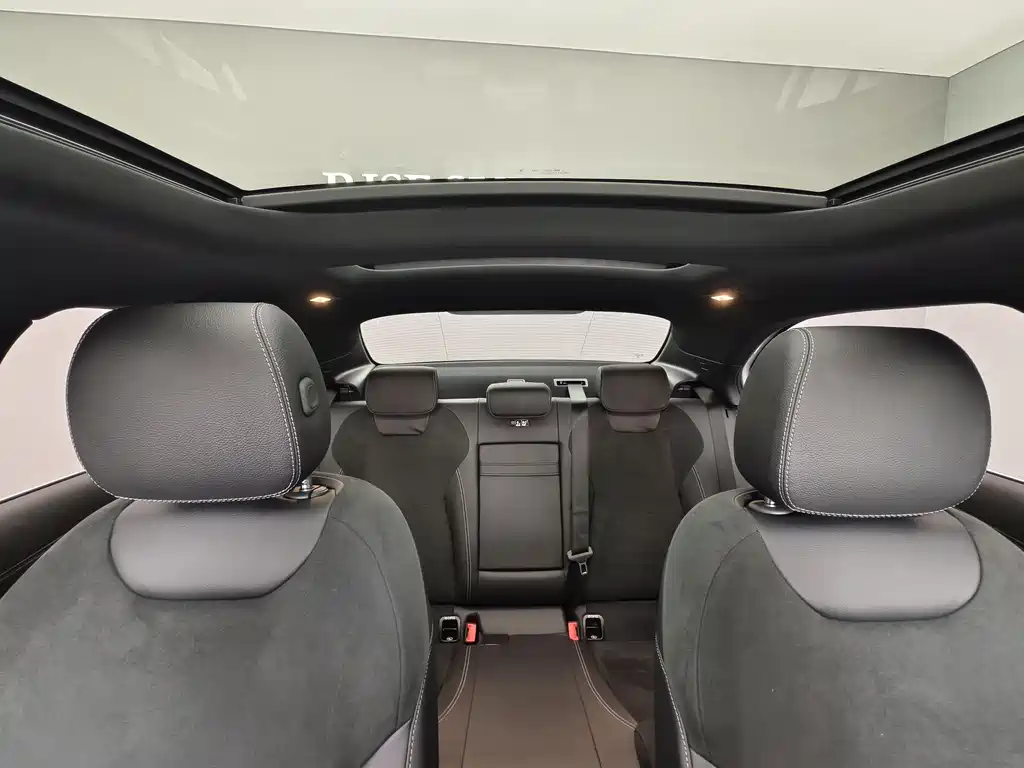 Mercedes-Benz A-Class 2022 Facelift 3 A 200 L Sport Sedan Fashion Edition