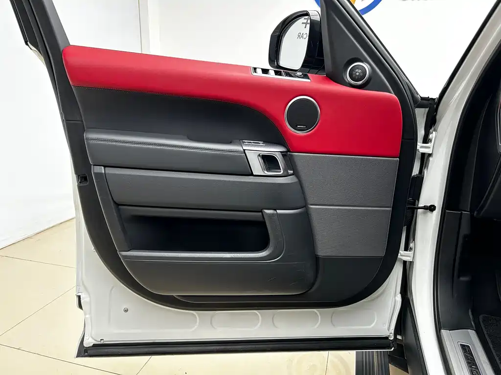 Range Rover Sport 2020 3.0 L6 SE