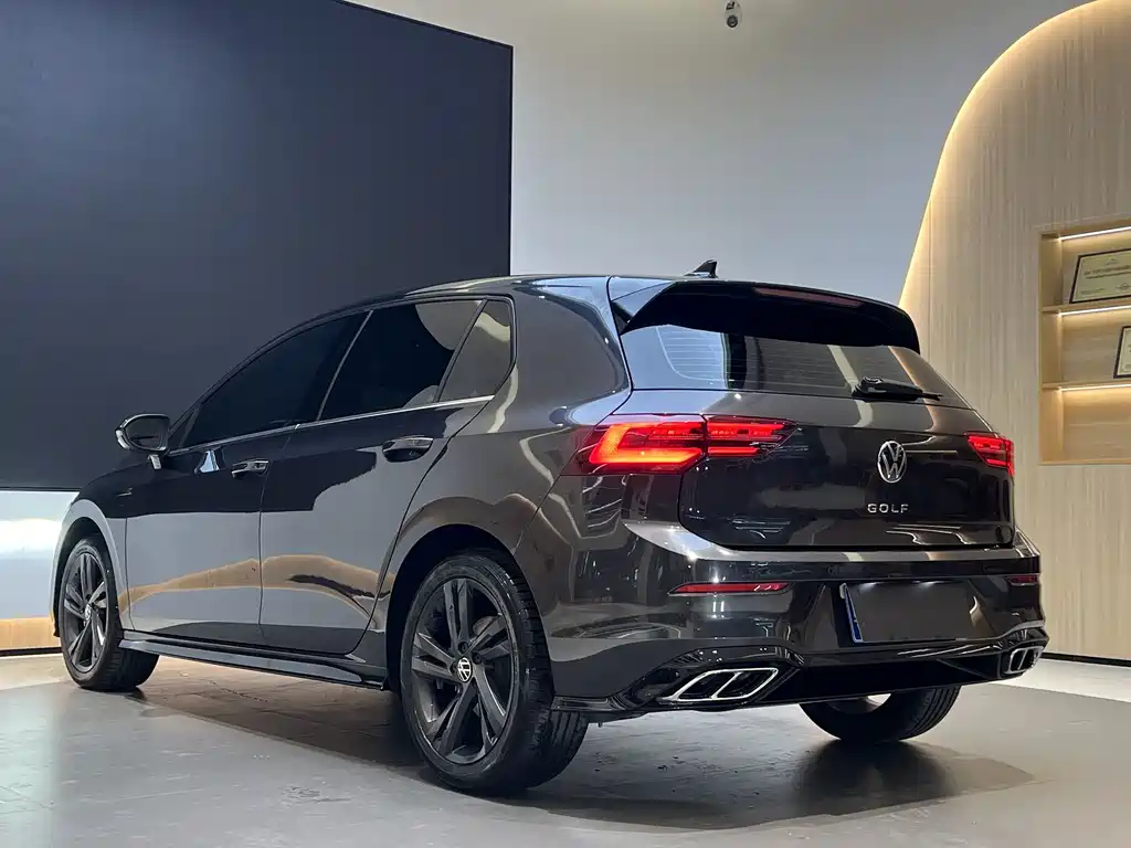 Golf 2023 280TSI DSG R-Line 20th Anniversary Edition