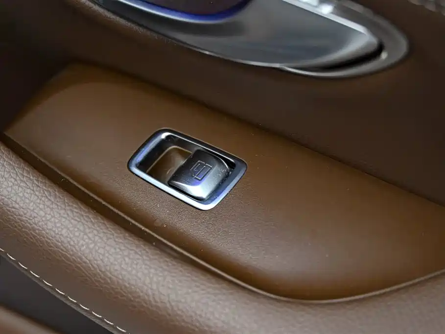 Mercedes-Benz E-Class 2023 Facelift E 300 L Luxury