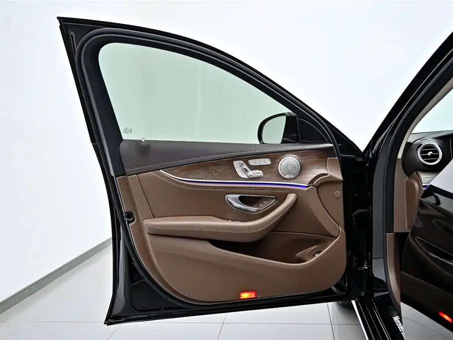 Mercedes-Benz E-Class 2023 Facelift E 300 L Luxury
