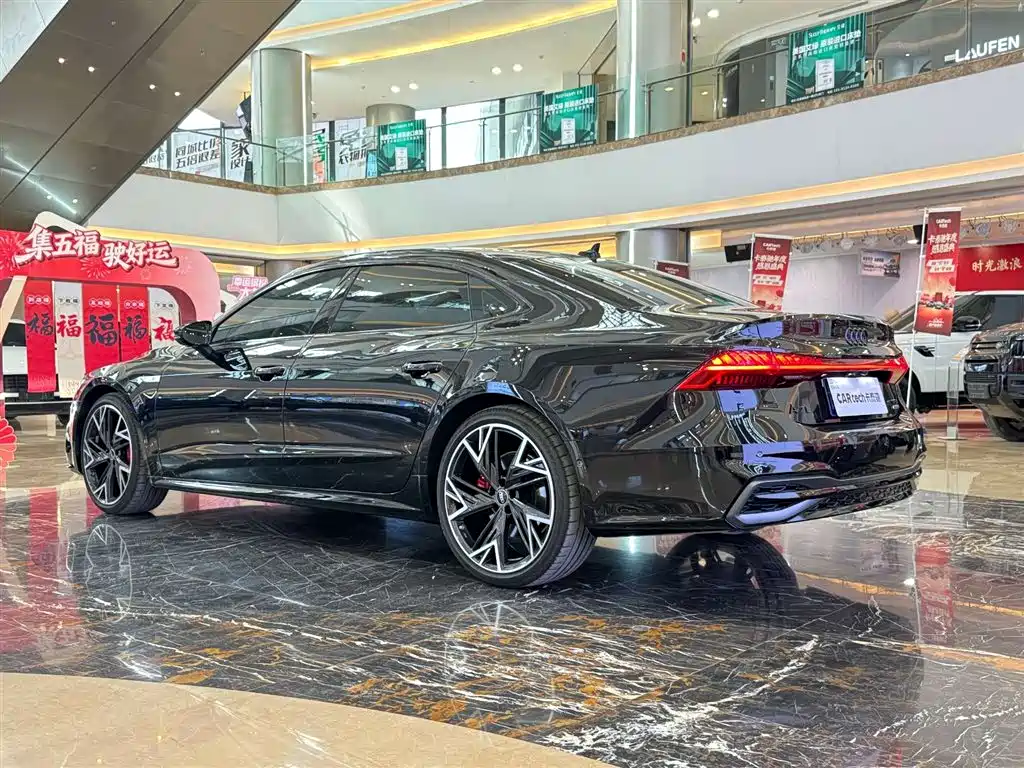 Audi A7L 2024 45 TFSI quattro Black Warrior Edition - фото 5