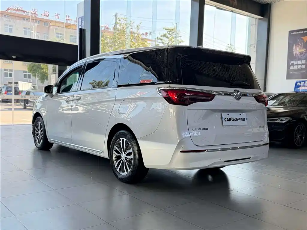 Buick GL8 2023 ES Lu Zun Comfort