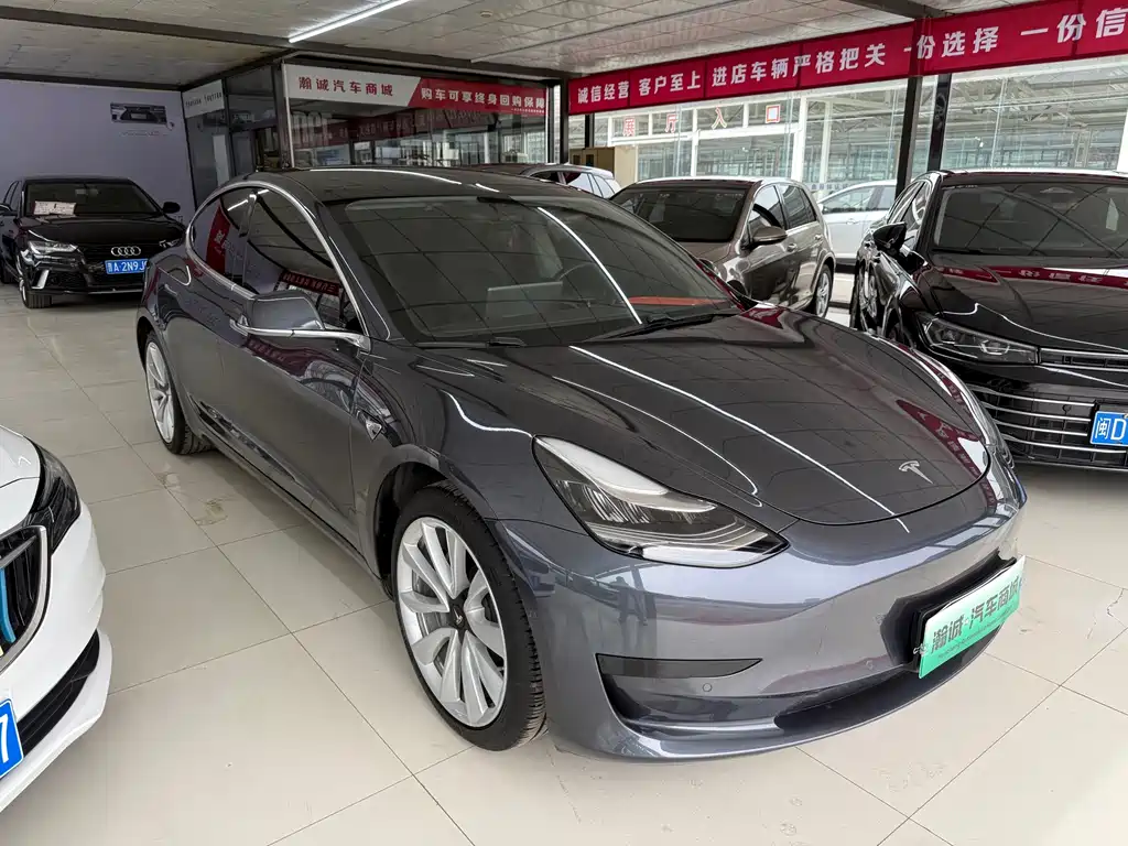 Tesla Model 3 2019 Standard Range Plus Rear-Wheel Drive