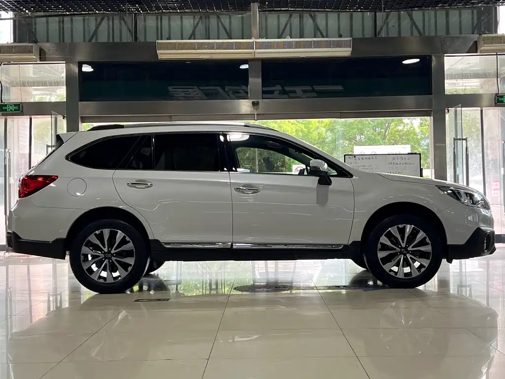 2017 Subaru Outback 2.5i Sport Navigation Edition EyeSight