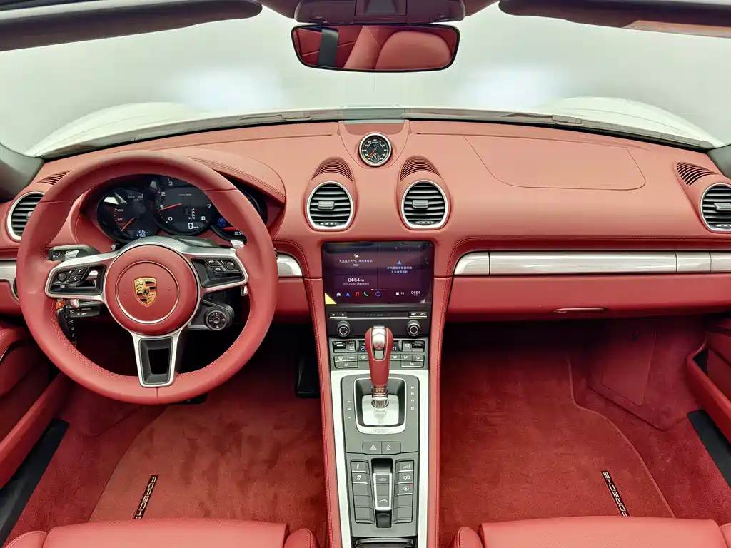Porsche 718 Boxster 2.0T (2025)