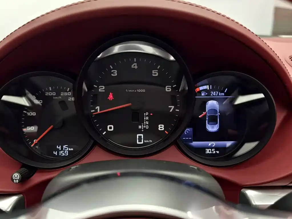 Porsche 718 Boxster 2.0T (2025)