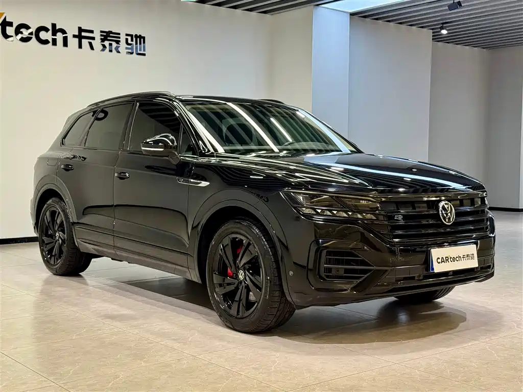Touareg 2023 3.0TSI R-Line Black Edition