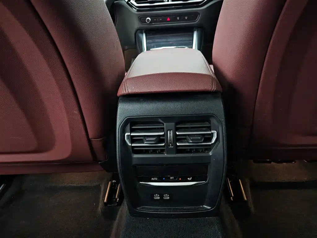 BMW 3 Series 2024 325Li M Sport Package - фото 13