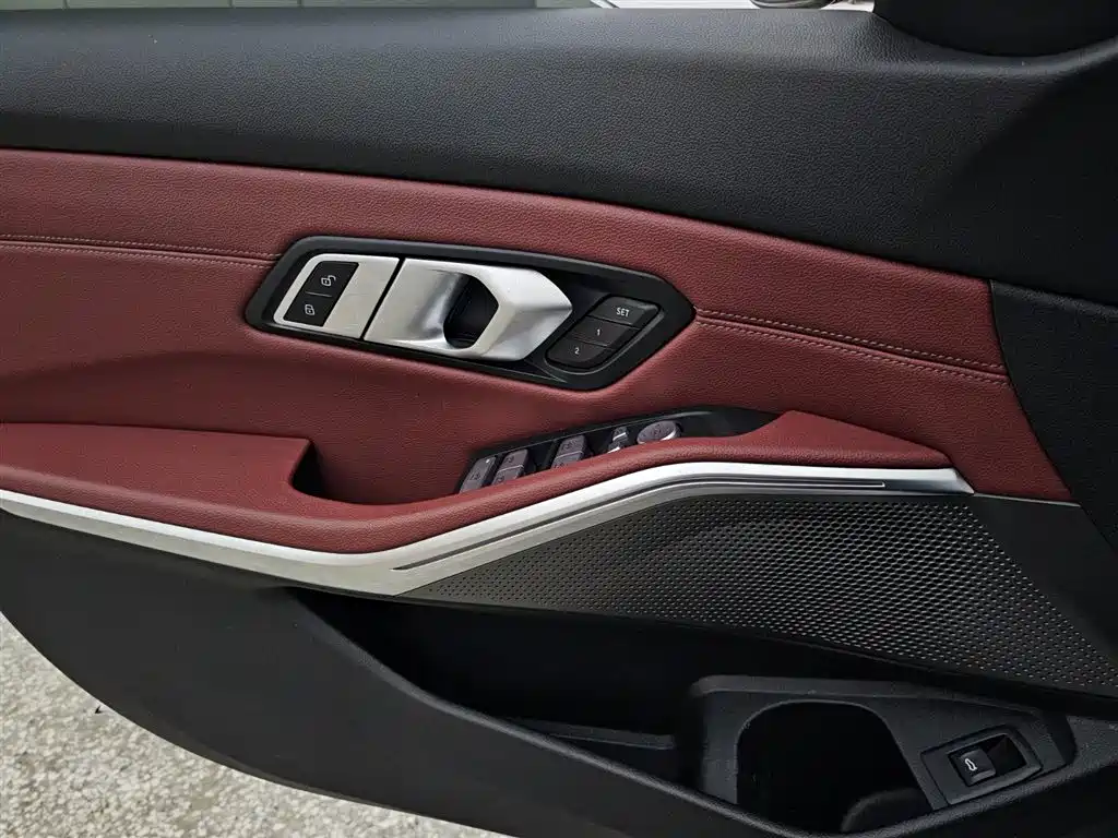 BMW 3 Series 2024 325Li M Sport Package - фото 8