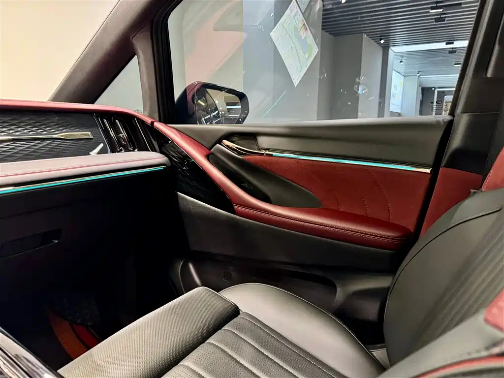 GAC Trumpchi M8 2024 Grandmaster Series 400T Supreme Edition