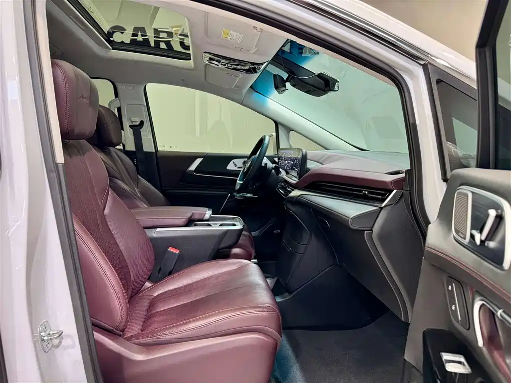 Buick Century 2023 2.0T 6-Seater Yunshi Edition