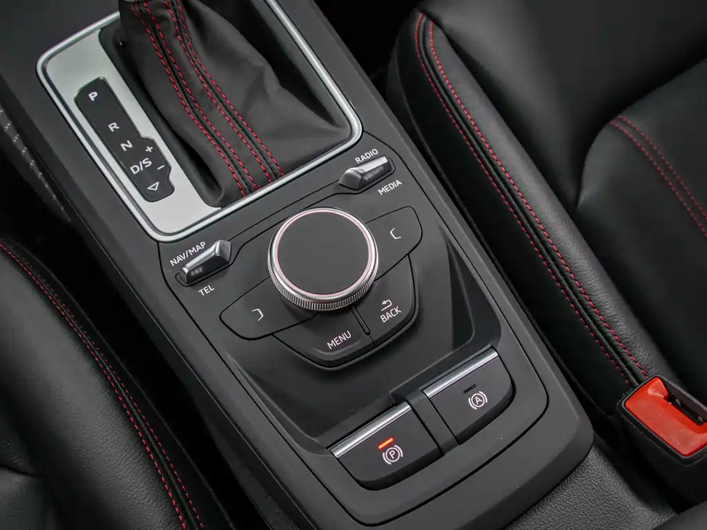 Audi Q2L 2022 35 TFSI Entry Dynamic Edition