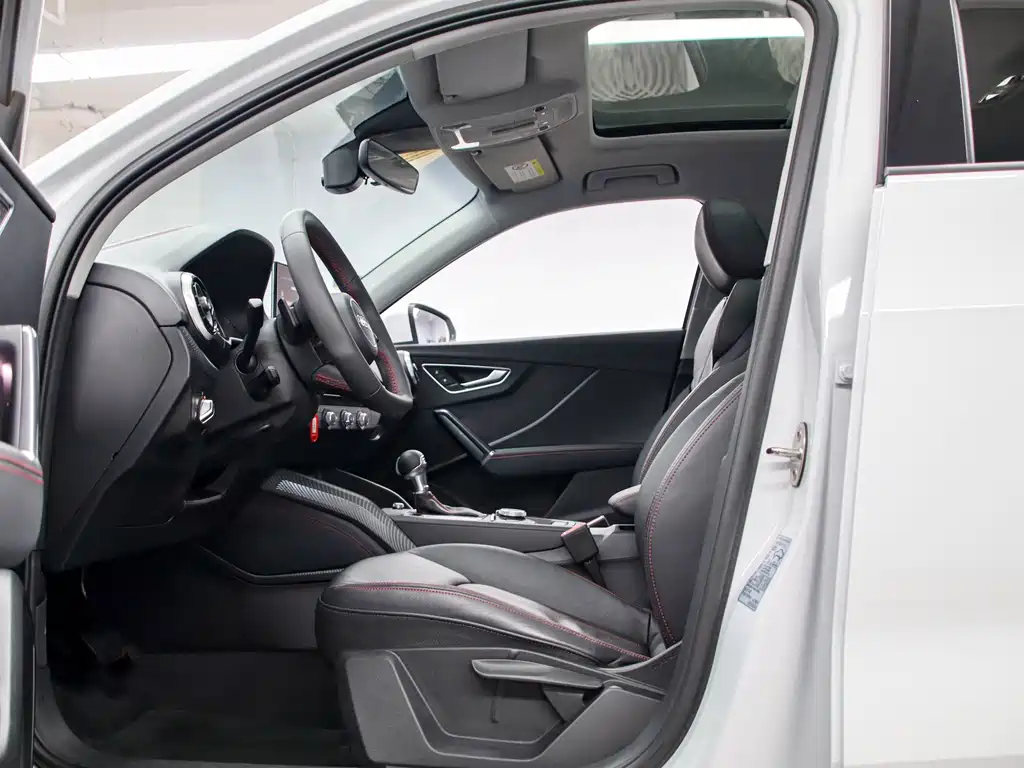 Audi Q2L 2022 35 TFSI Entry Dynamic Edition
