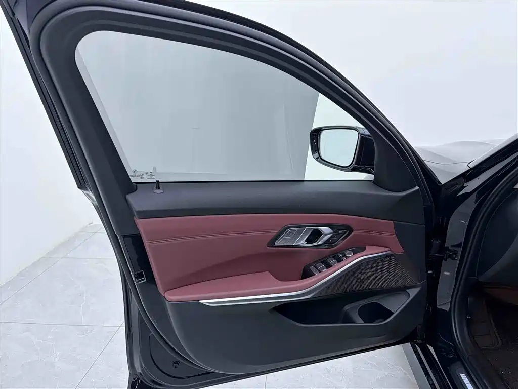BMW 3 Series 2021 320Li M Sport Package - фото 17