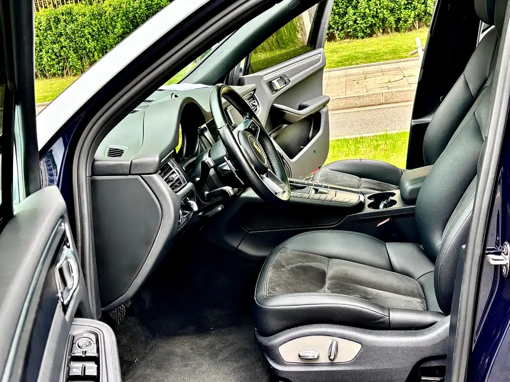 Porsche Macan 2.0T