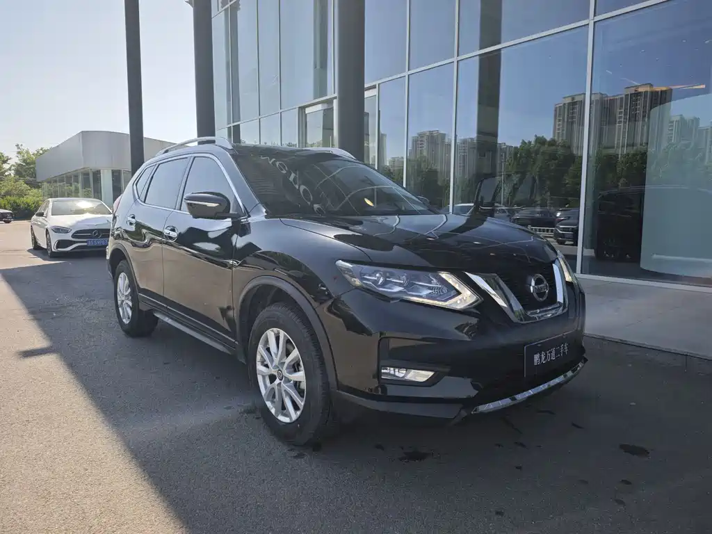 Nissan X-Trail 2023 Classic 2.0L 2WD Smart Connect Premium Edition