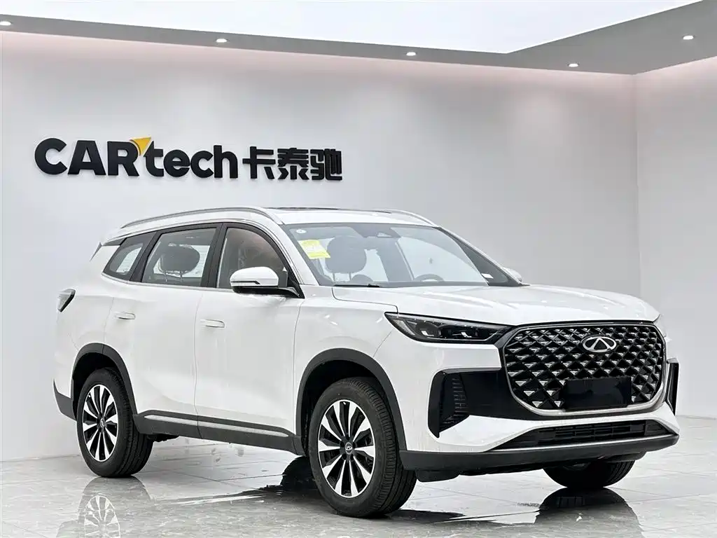 Chery Tiggo 8 PLUS 2025 290TGDI DCT Momentum Edition