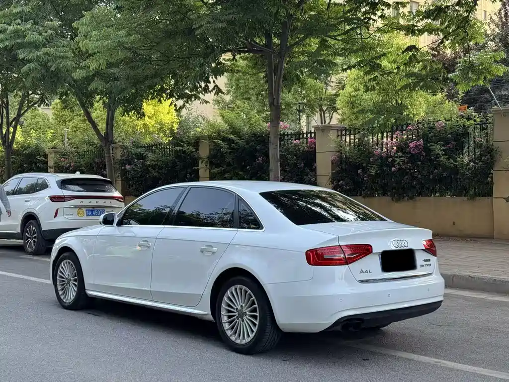 Audi A4L 2016 35 TFSI Collection Edition Automatic Standard