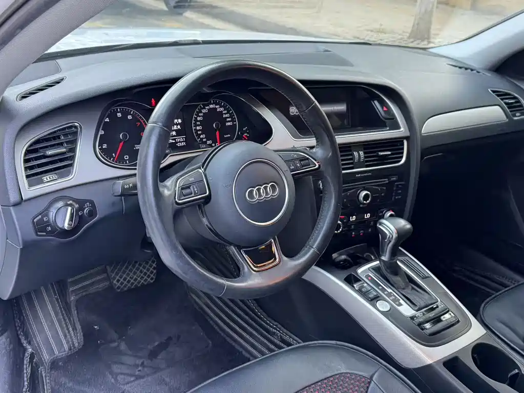 Audi A4L 2016 35 TFSI Collection Edition Automatic Standard