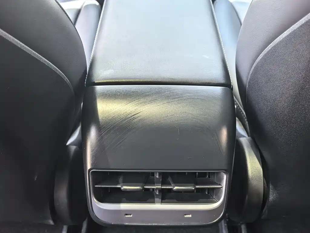 Tesla Model 3 2022 Rear-Wheel Drive