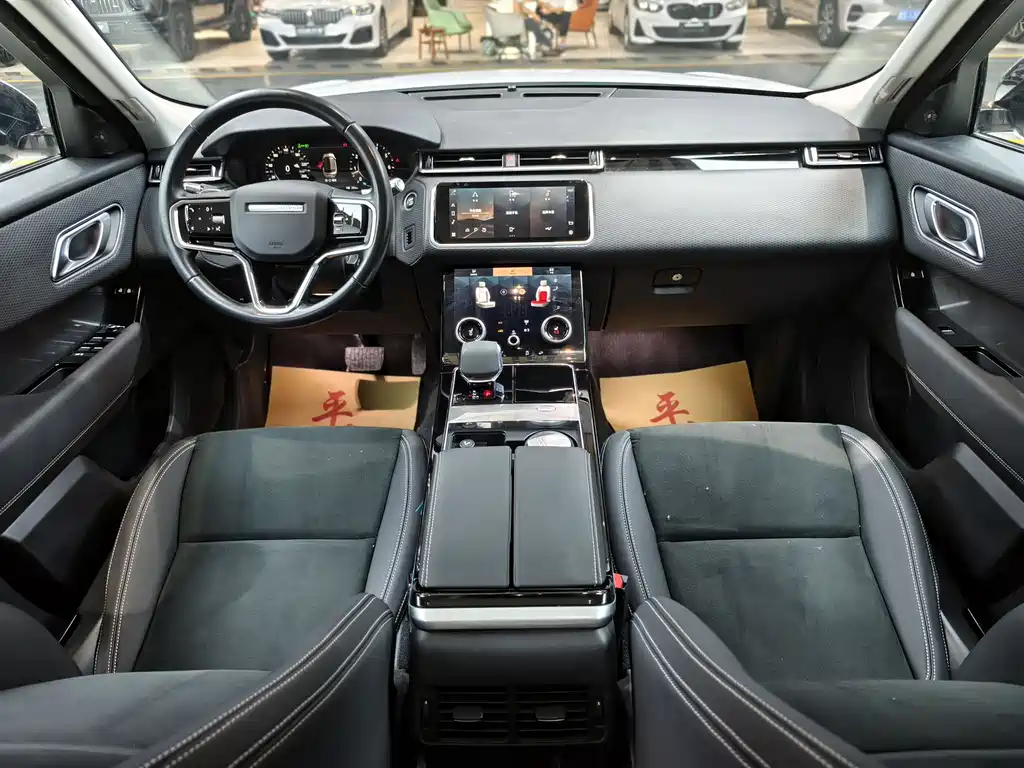 Range Rover Velar 2021 P250