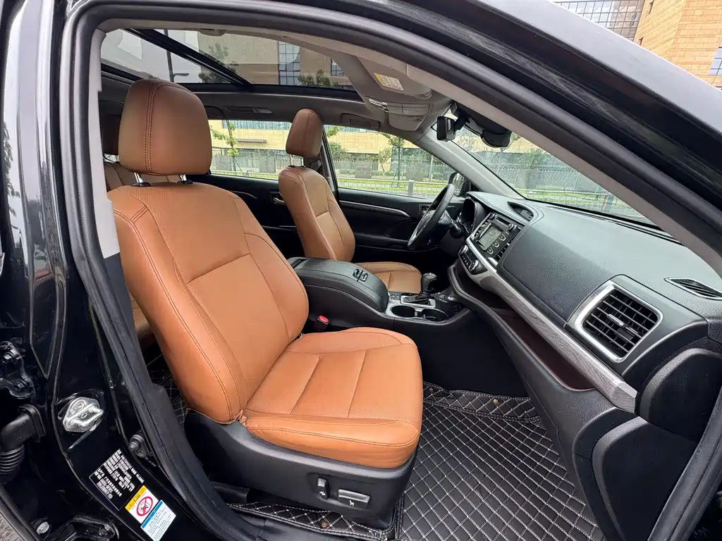 Highlander 2018 2.0T AWD Knight Edition 7-seater China VI
