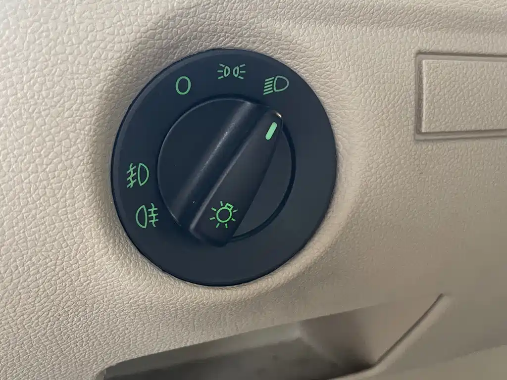 Skoda Fabia 2011 1.4L Automatic Jingling Edition