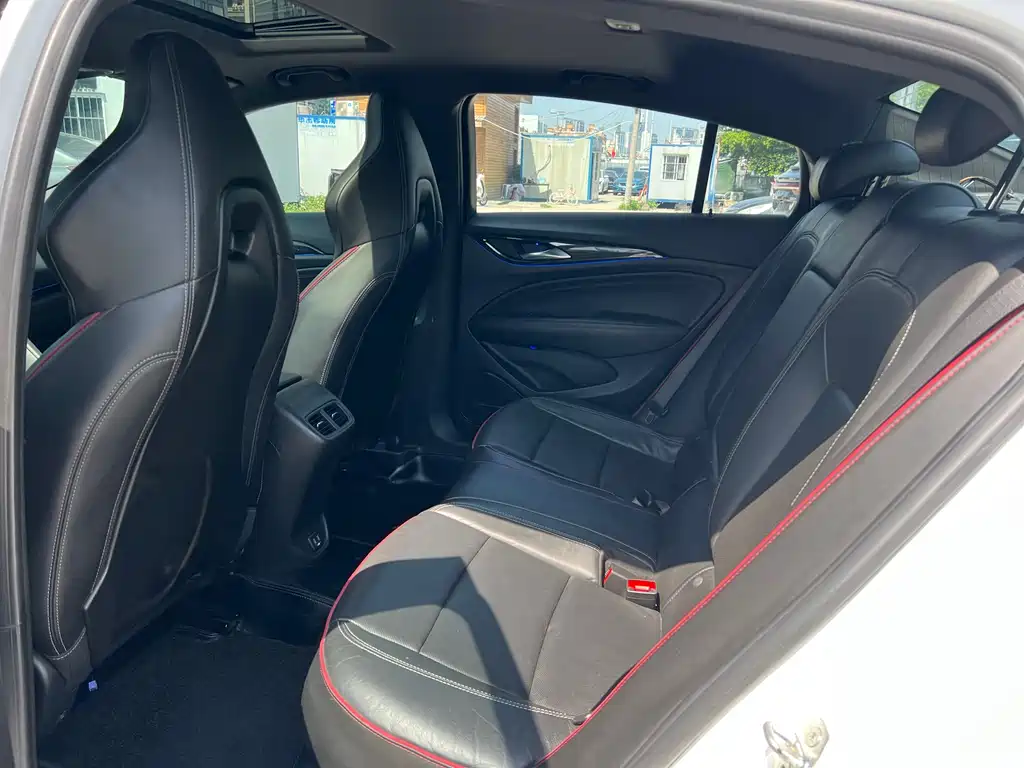 Buick Regal 2020 GS 28T Premium