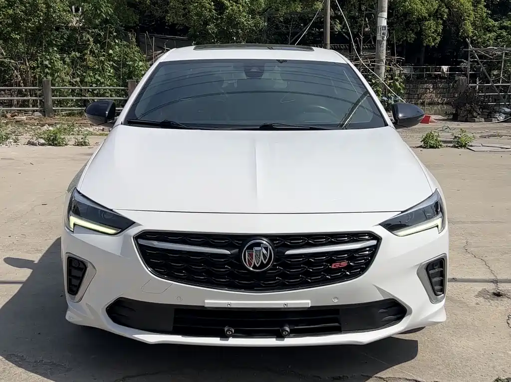 Buick Regal 2020 GS 28T Premium