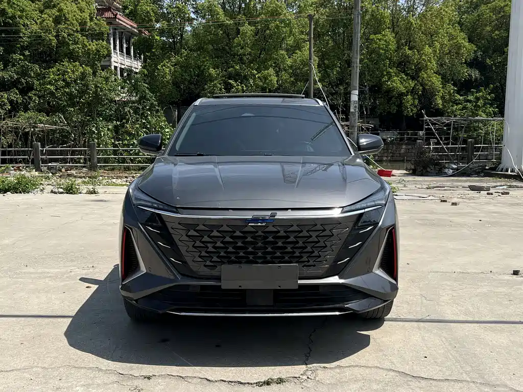 Changan Oshan Z6 2022 Blue Whale 1.5T DCT Smart Navigation Edition