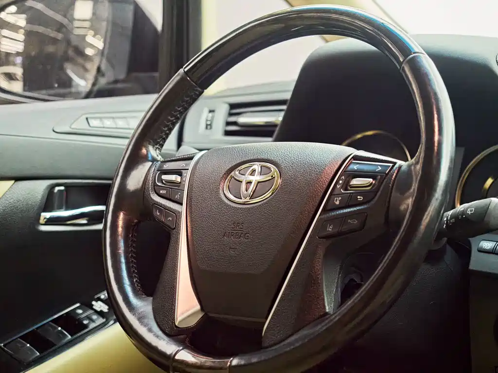 Toyota Alphard 2021 Hybrid 2.5L Premium Edition