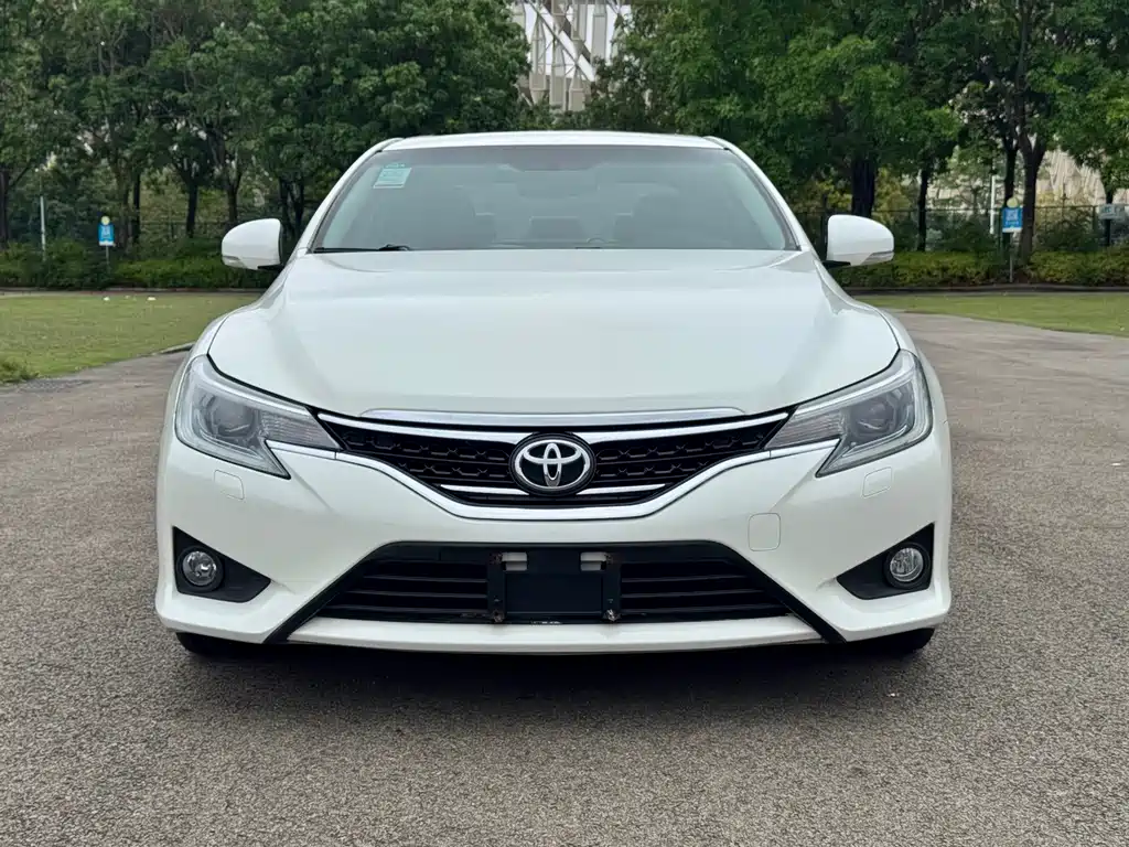 Reiz 2013 2.5V Jingrui Edition