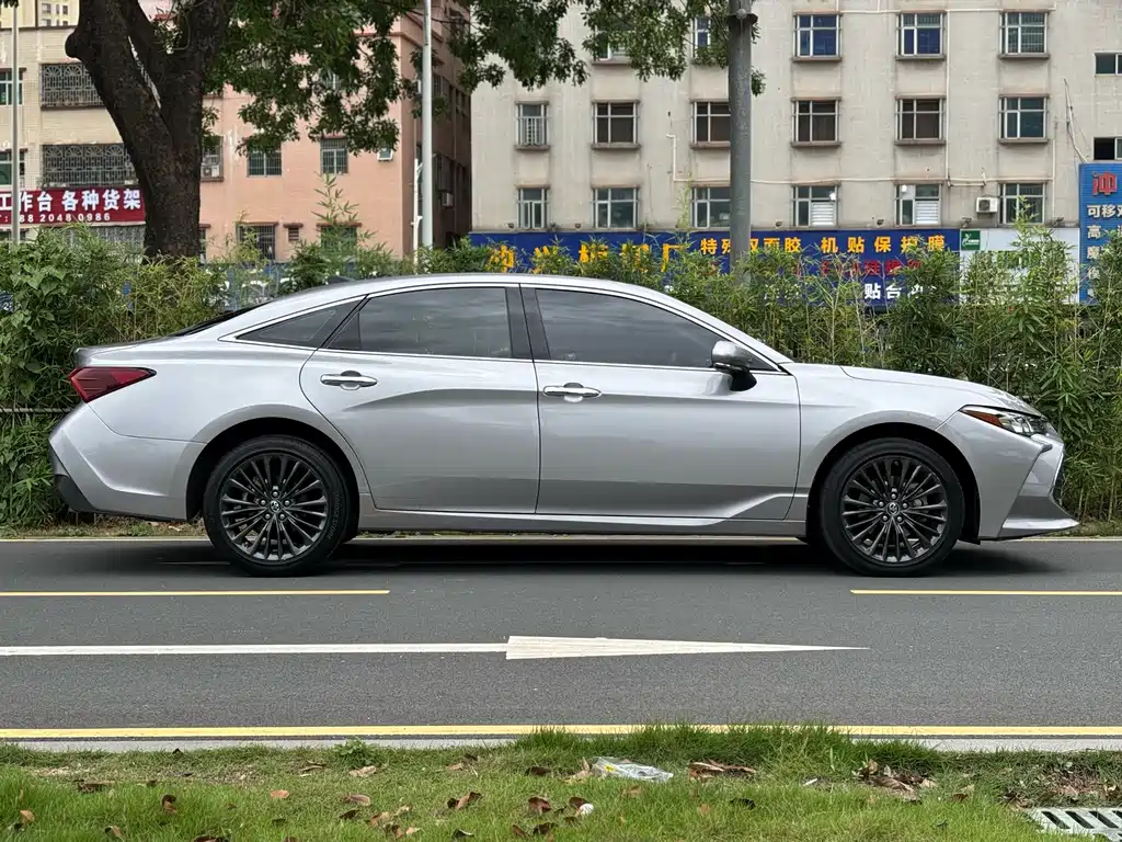 Toyota Avalon 2019 2.0L XLE Premium Edition China VI