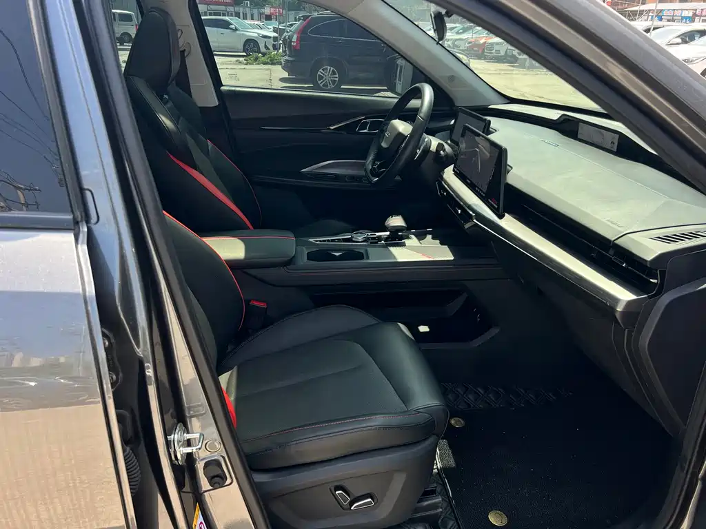 Changan Oshan Z6 2022 Blue Whale 1.5T DCT Smart Navigation Edition