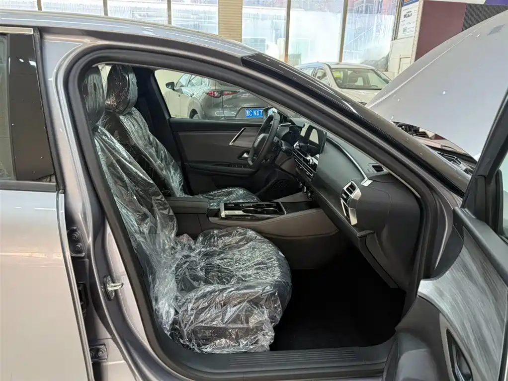 Citroën C5 X 2024 1.6T