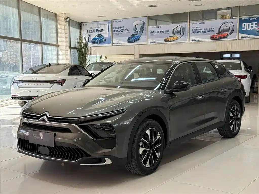 Citroën C5 X 2024 1.6T Shi Bufan