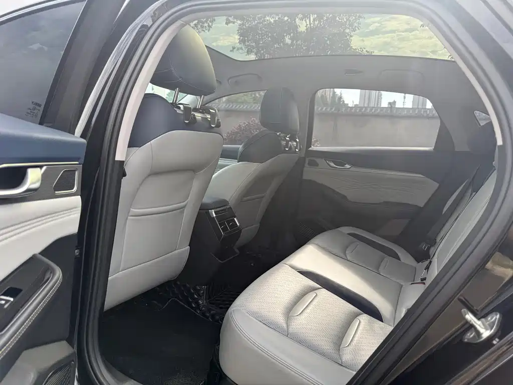 Geely Preface 2021 2.0TD Premium Edition