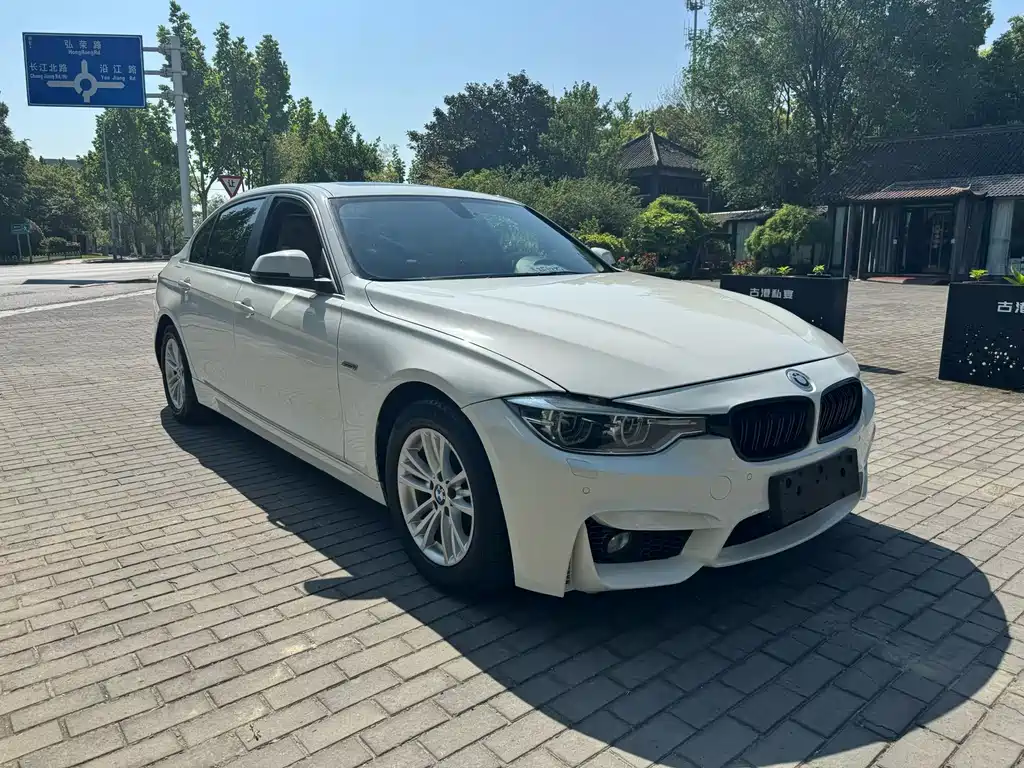BMW 3 Series 2013 320Li Fashion Edition