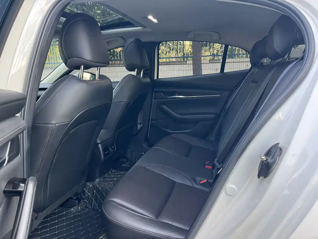 Mazda 3 Axela 2021 2.0L Automatic Zhiya Edition