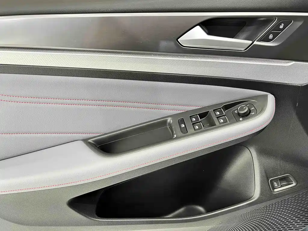 Volkswagen Lamando L 2022 280TSI DSG Cool Spicy Edition