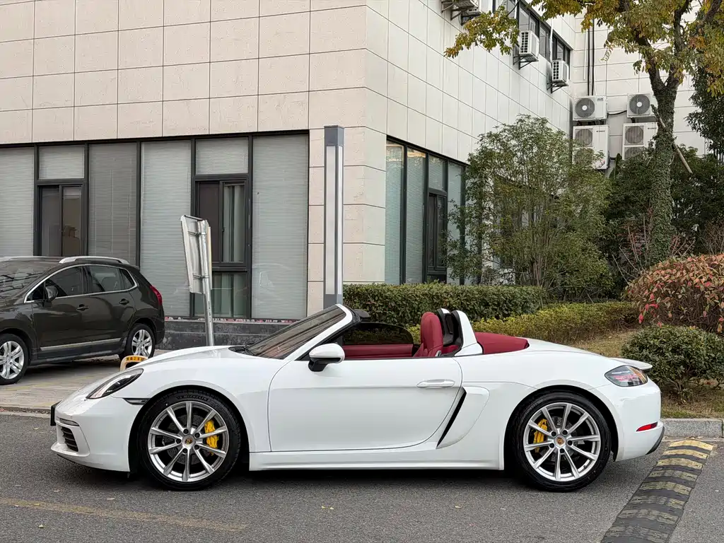 Porsche 718 Boxster 2.0T