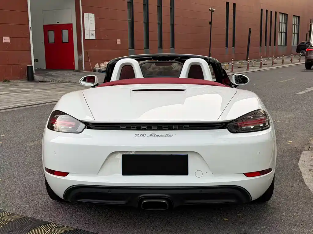 Porsche 718 Boxster 2.0T