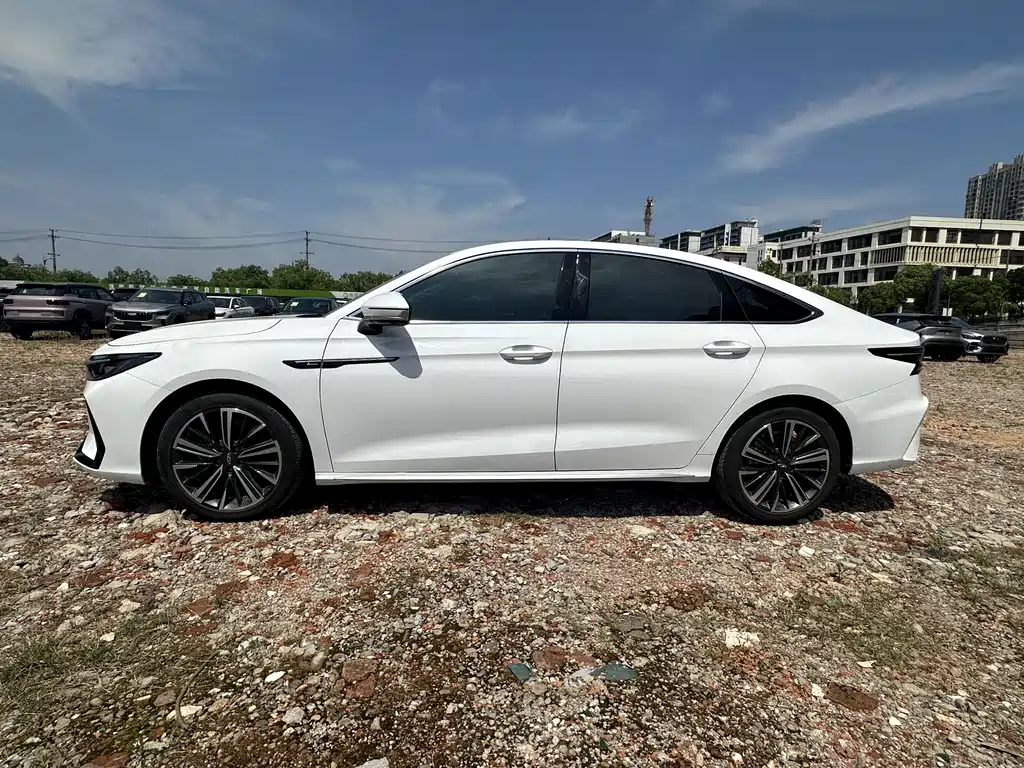 Chery Arrizo 8 2022 model 1.6T DCT You