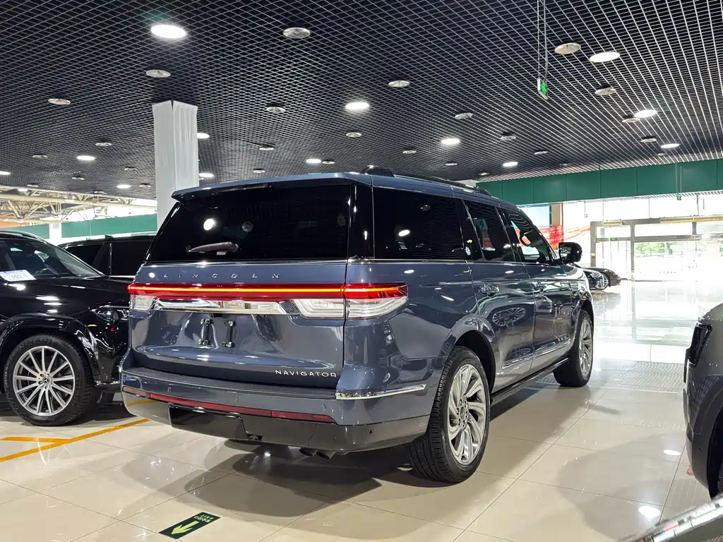 Lincoln Navigator 2022 3.5T Reserve