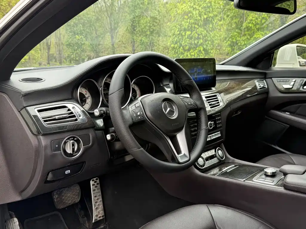 Mercedes-Benz CLS 300 CGI