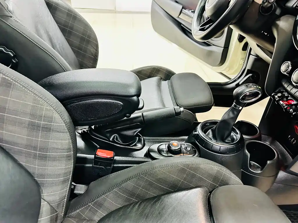 MINI Cooper 2016 1.5T