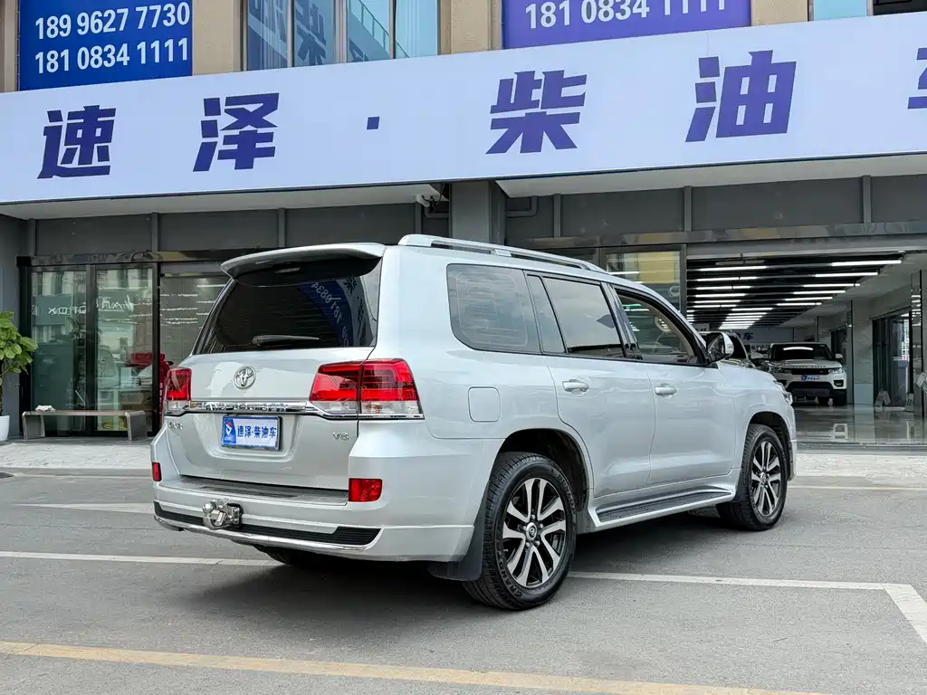 Land Cruiser (Import) 2020 4.5L Diesel Middle East Edition