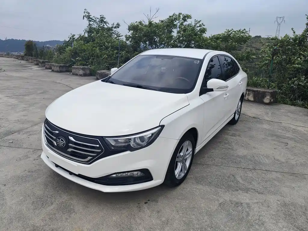 Bestune B30EV 2019 EV400